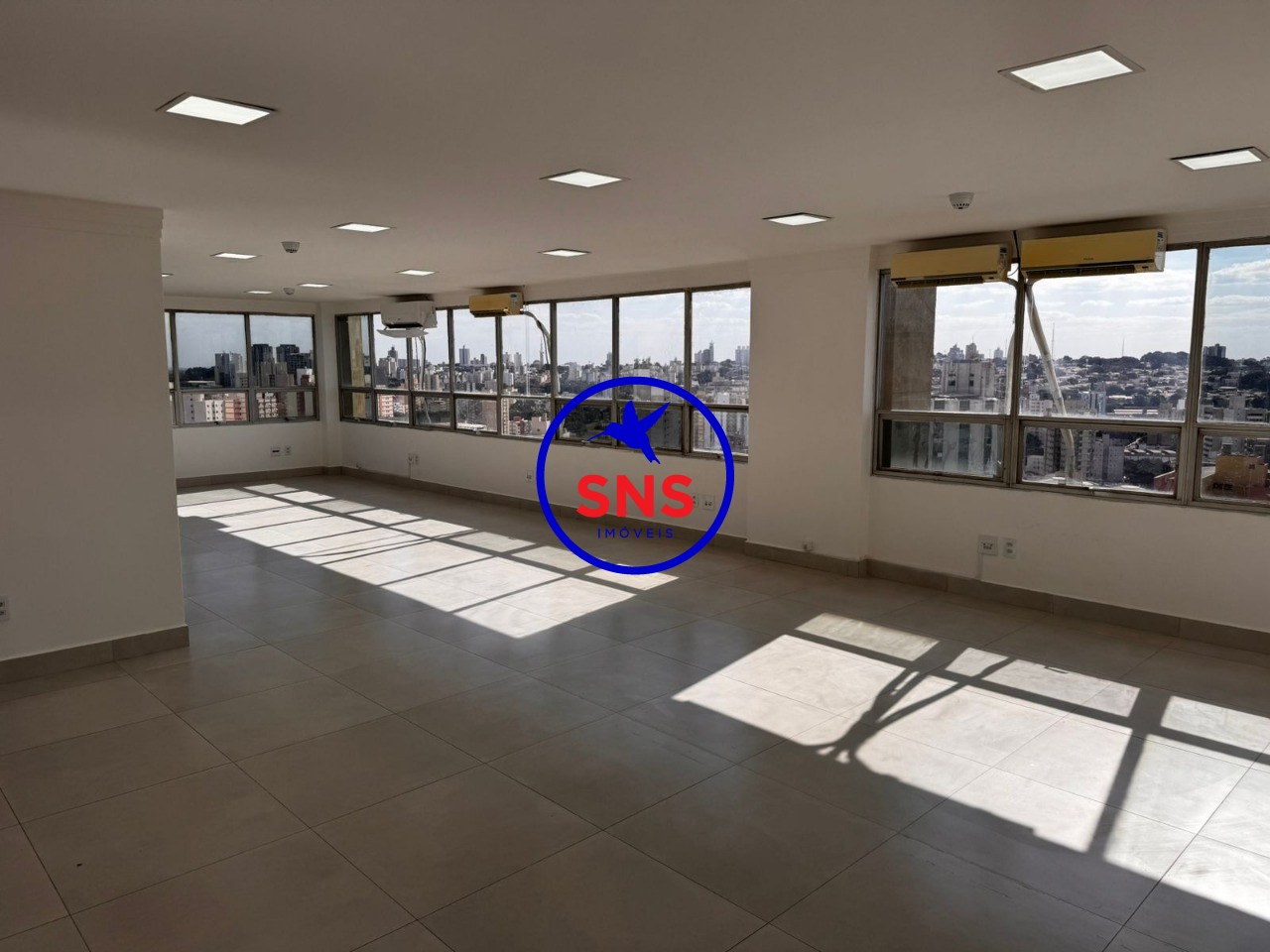 Sala-Conjunto, 120 m² - Foto 1