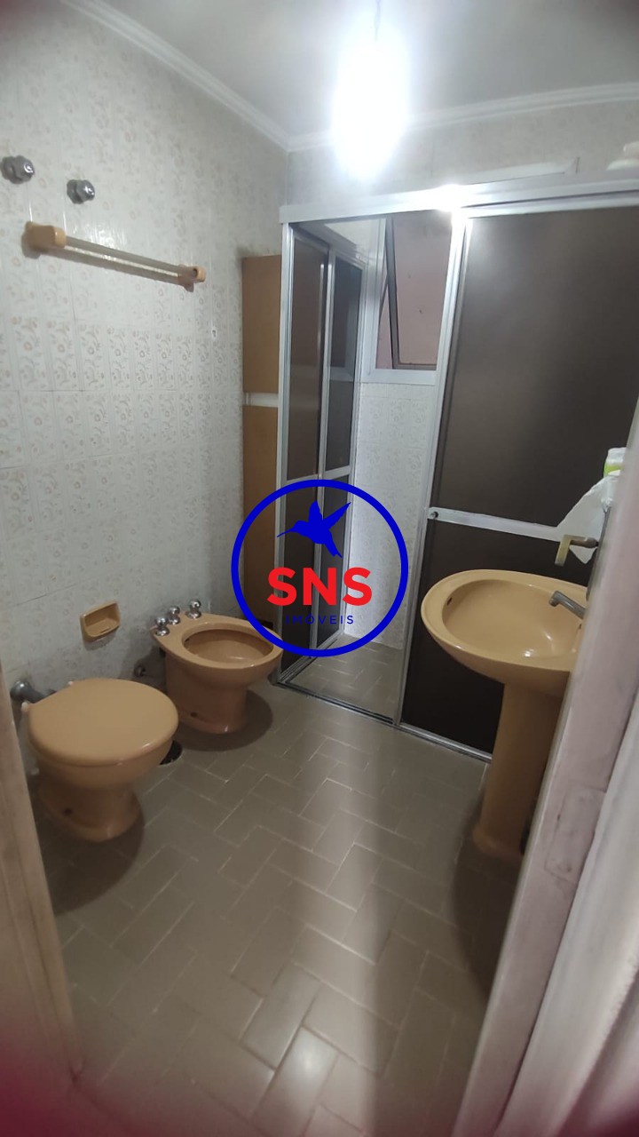 Apartamento à venda com 3 quartos, 121m² - Foto 13