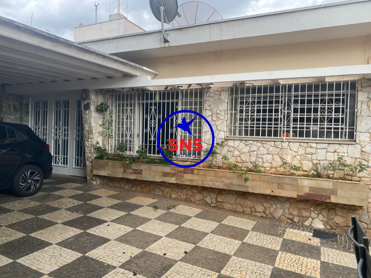 Casa para alugar com 3 quartos, 225m² - Foto 34