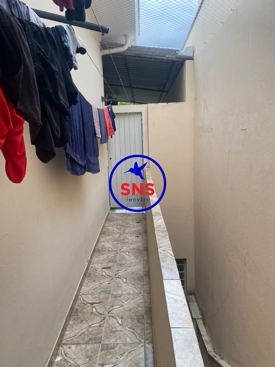 Casa para alugar com 3 quartos, 225m² - Foto 32