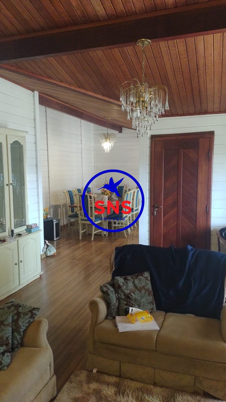 Casa de Condomínio para alugar com 4 quartos, 388m² - Foto 2