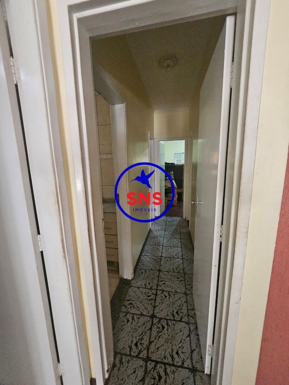 Casa à venda com 4 quartos, 125m² - Foto 4