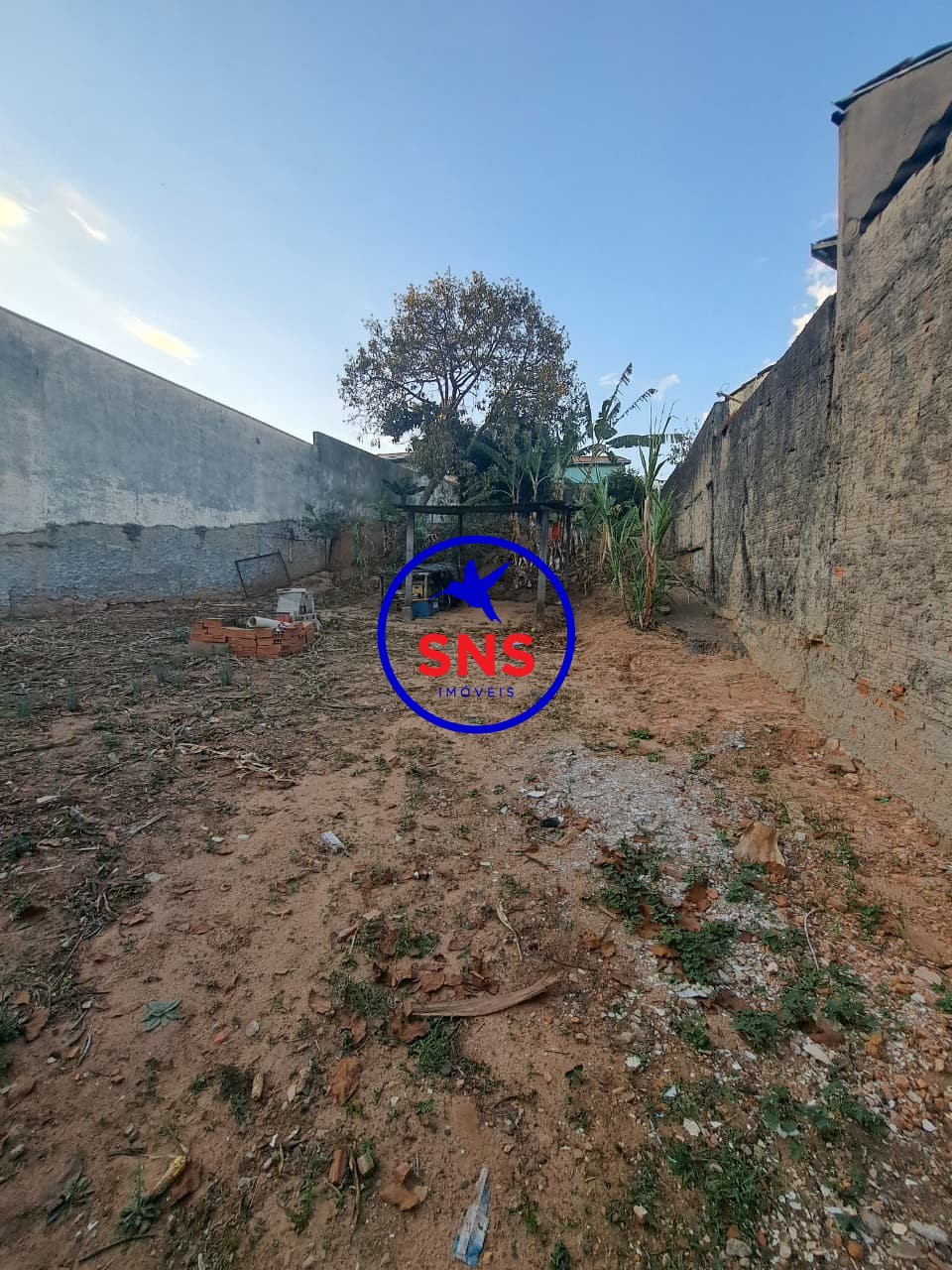 Terreno, 424 m² - Foto 1
