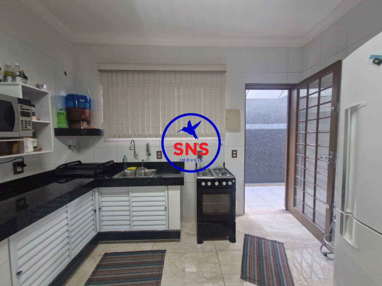 Casa, 3 quartos, 256 m² - Foto 29