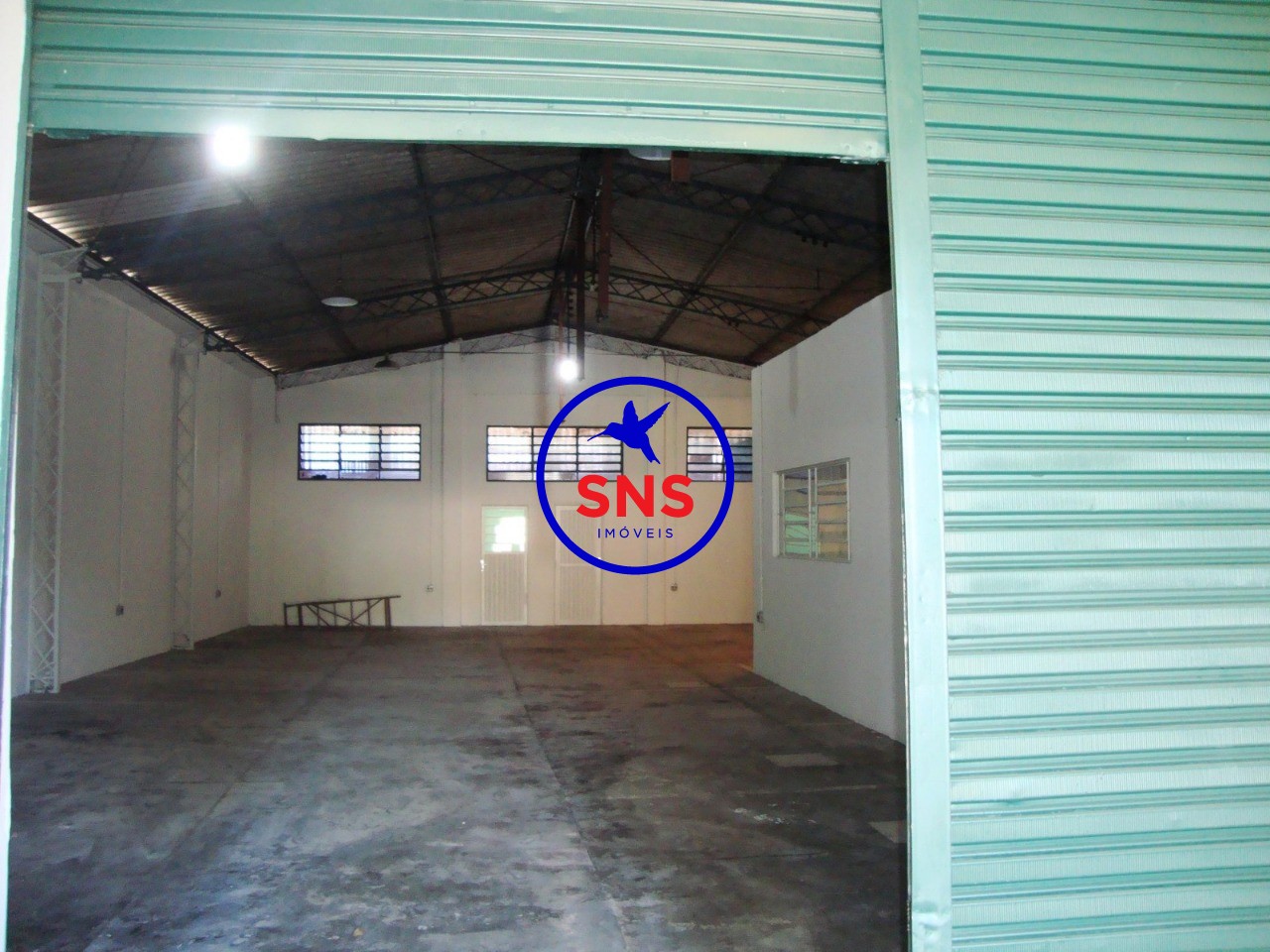 Depósito-Galpão, 269 m² - Foto 1