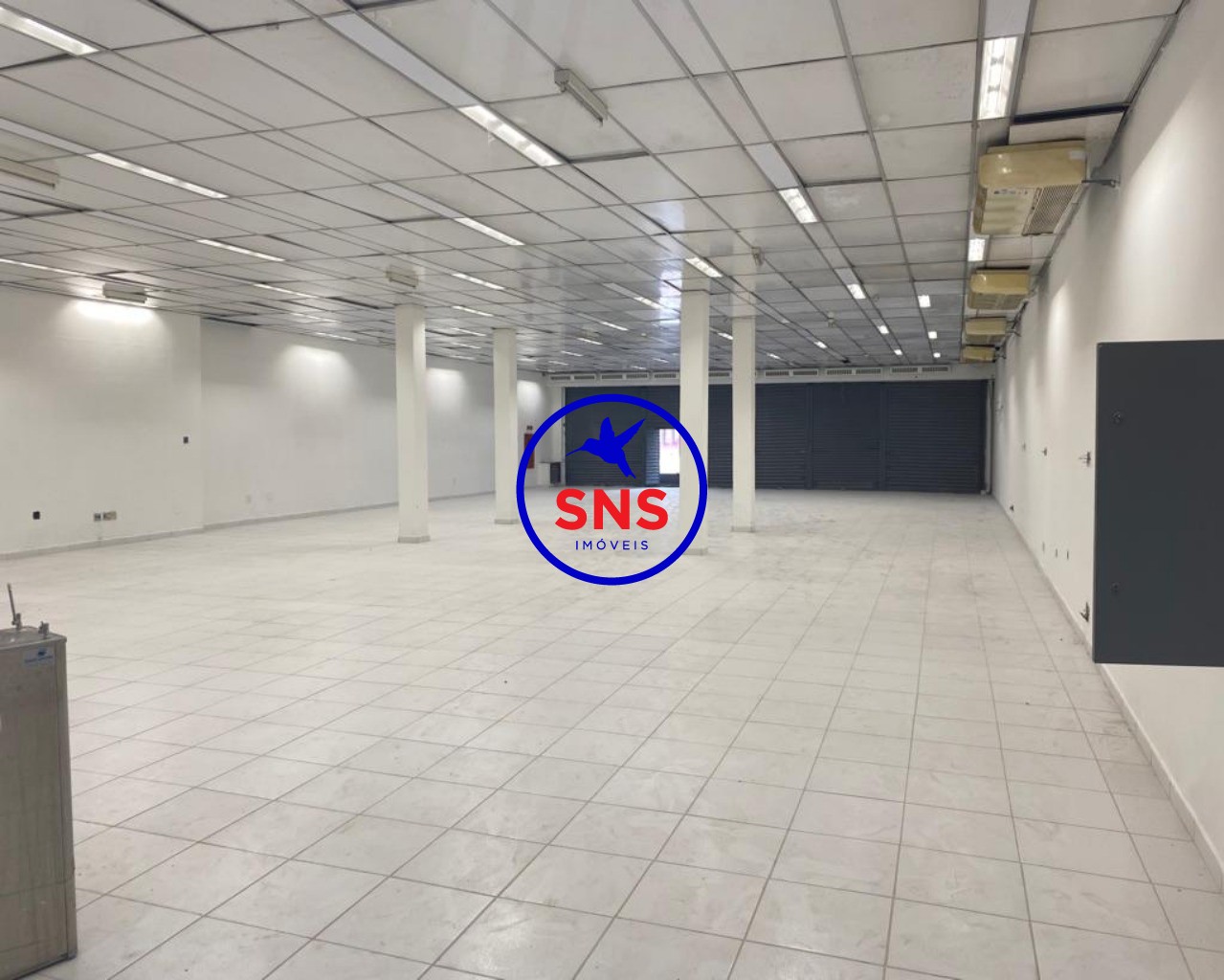 Loja-Salão, 760 m² - Foto 1