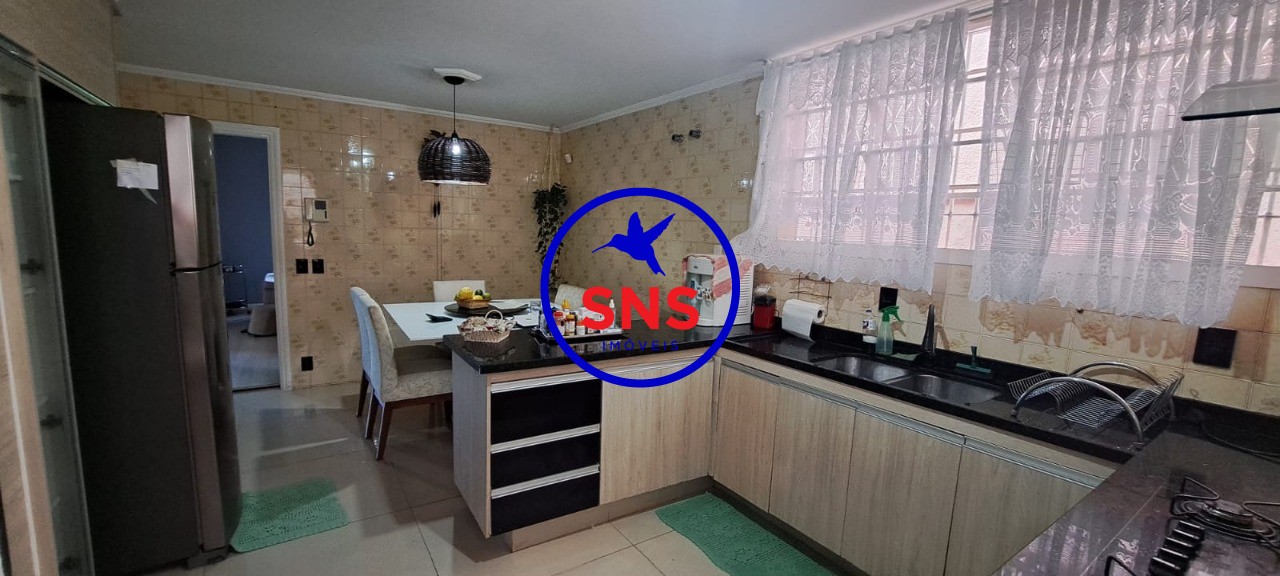 Casa, 3 quartos, 200 m² - Foto 10