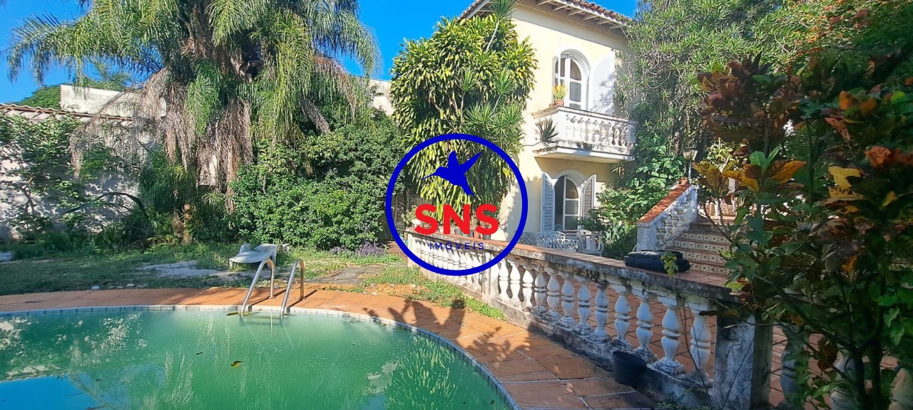 Casa, 4 quartos, 253 m² - Foto 1