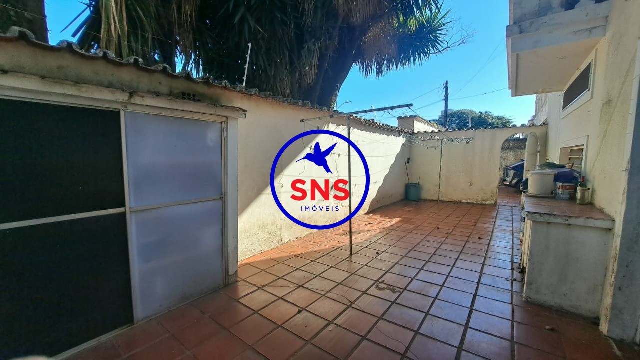 Casa, 4 quartos, 253 m² - Foto 27