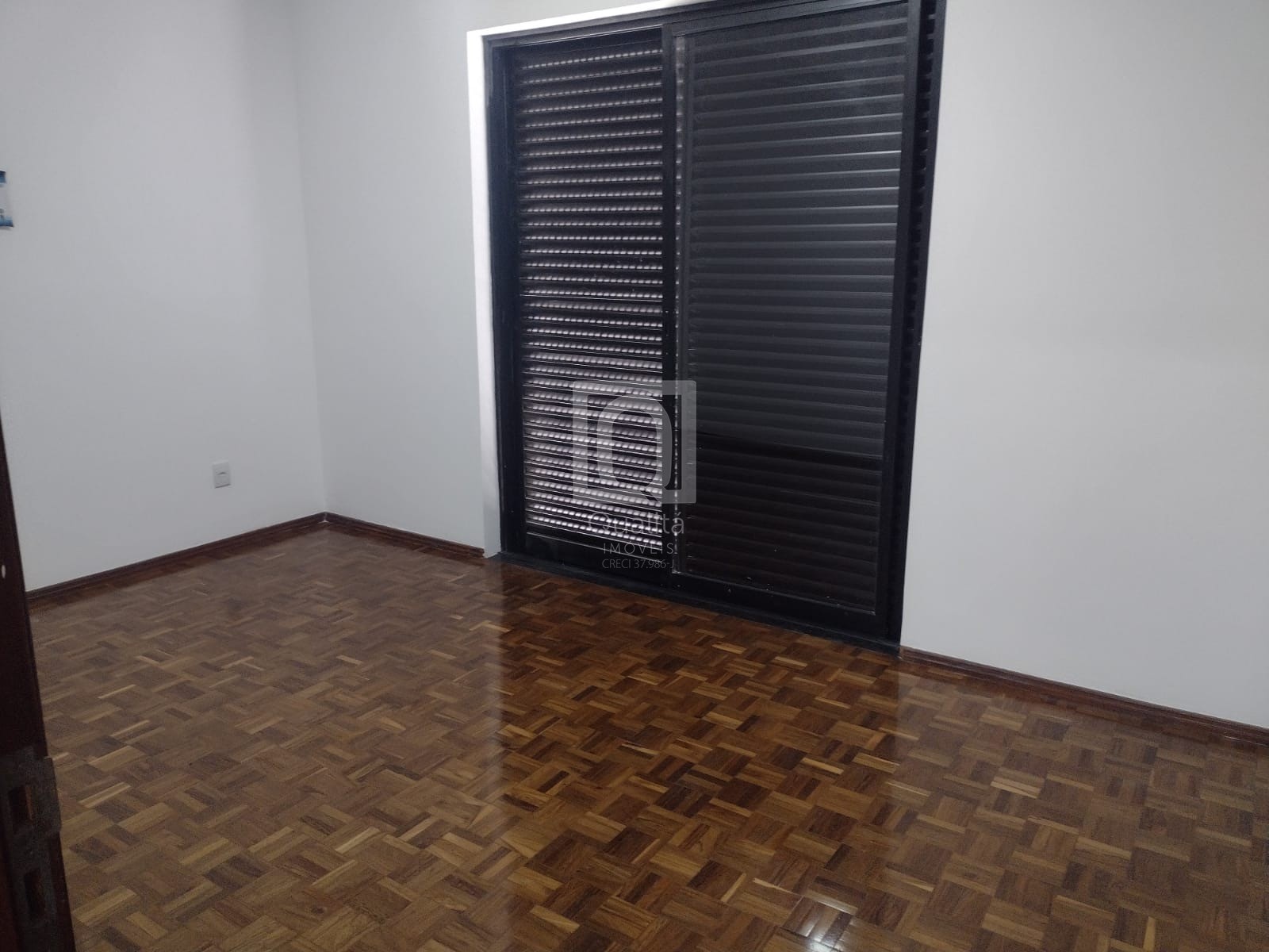 Prédio Inteiro - Foto 6