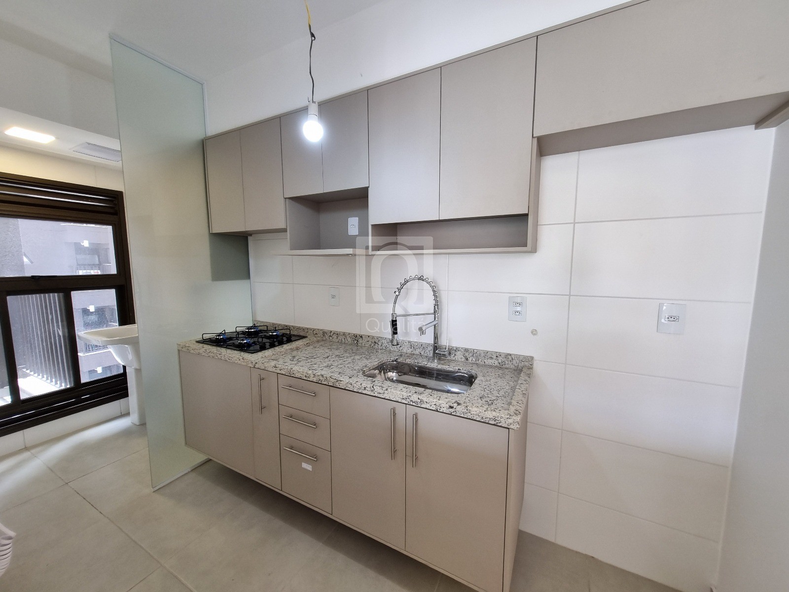 Apartamento à venda com 2 quartos, 67m² - Foto 6