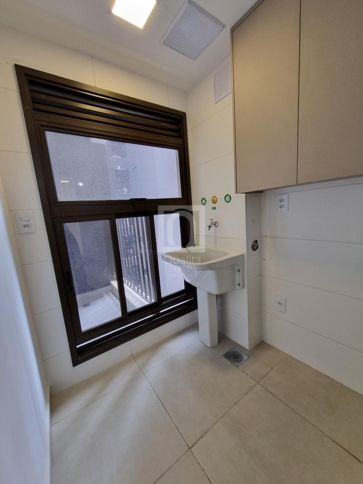 Apartamento à venda com 2 quartos, 67m² - Foto 8