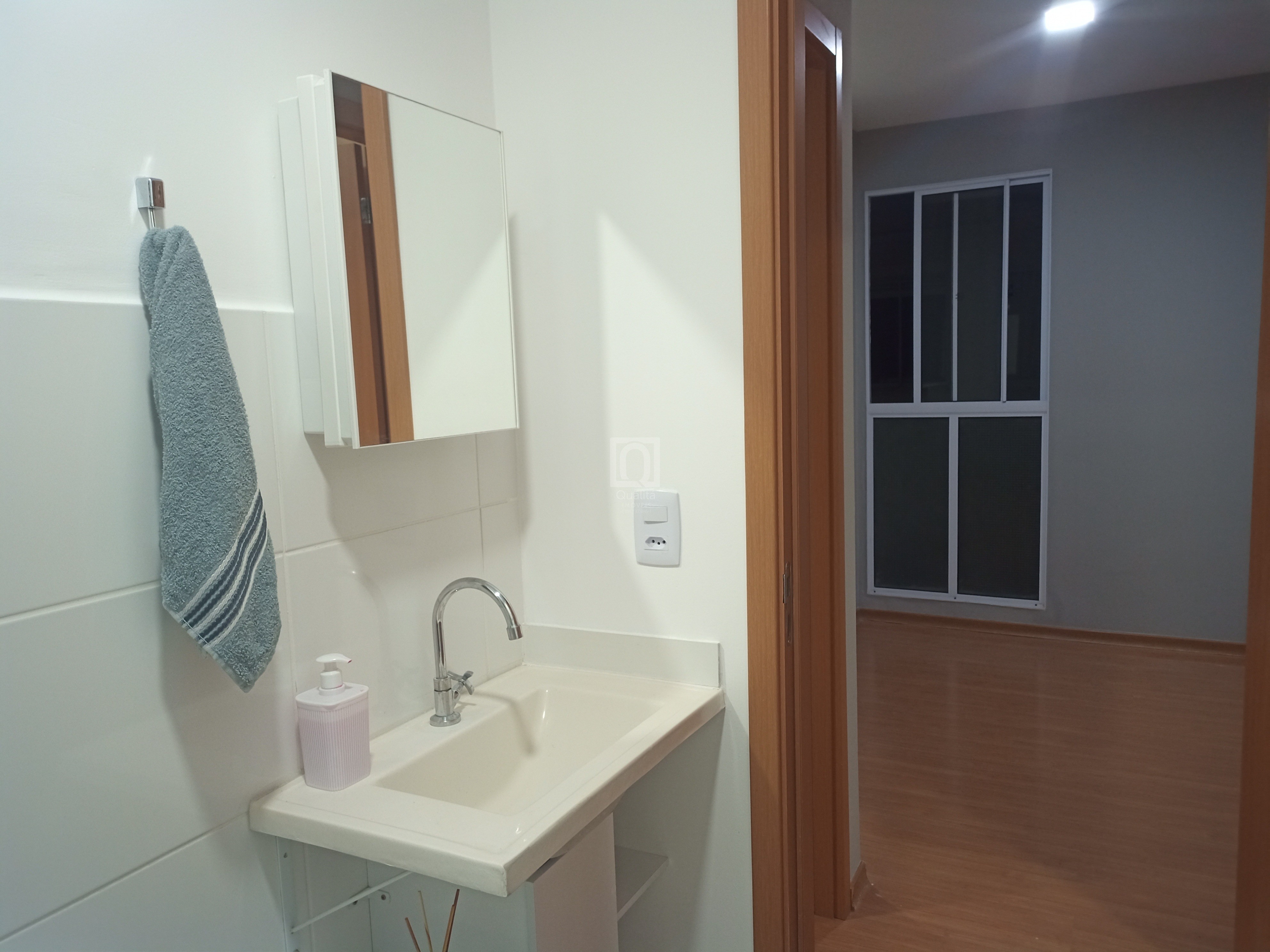 Apartamento à venda com 2 quartos, 40m² - Foto 24