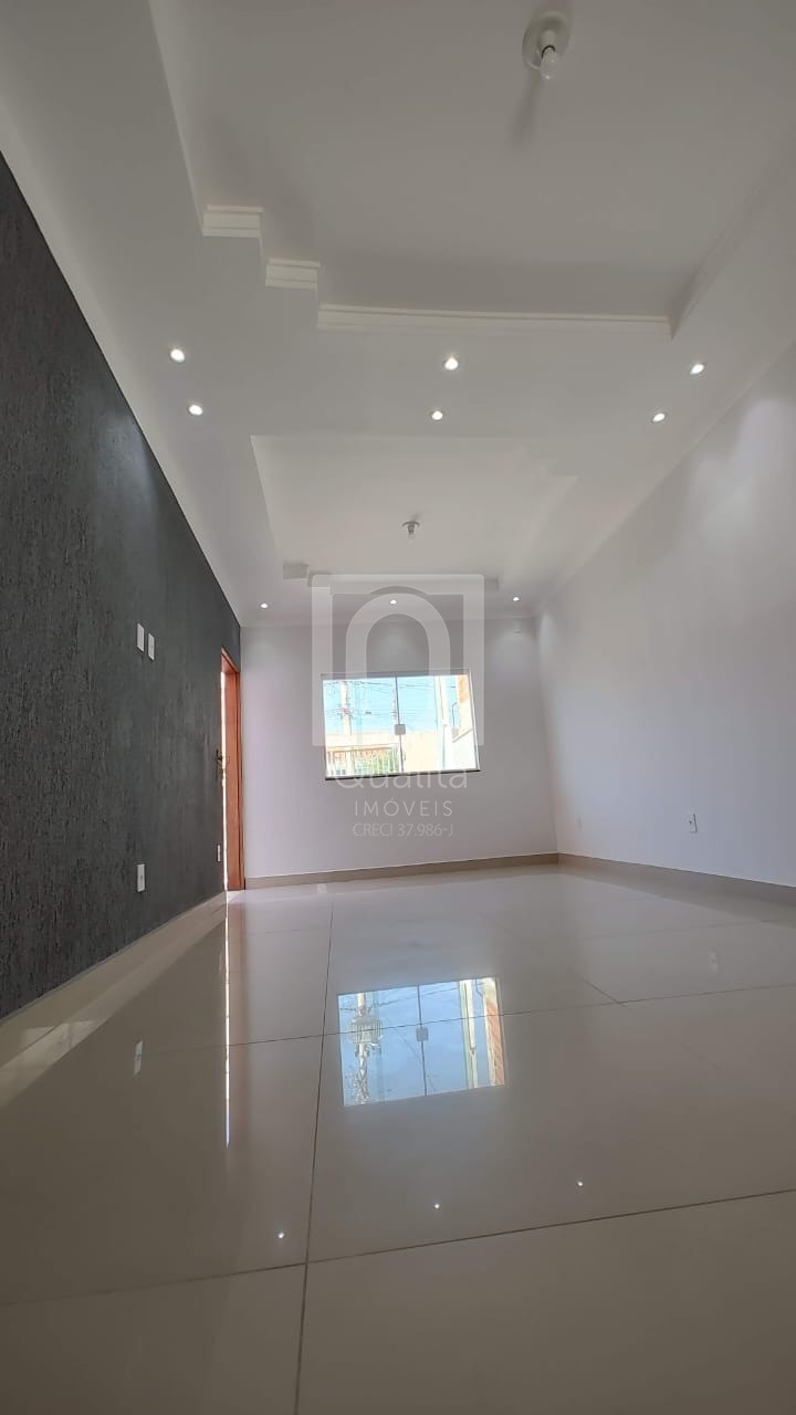 Casa à venda com 2 quartos, 75m² - Foto 3