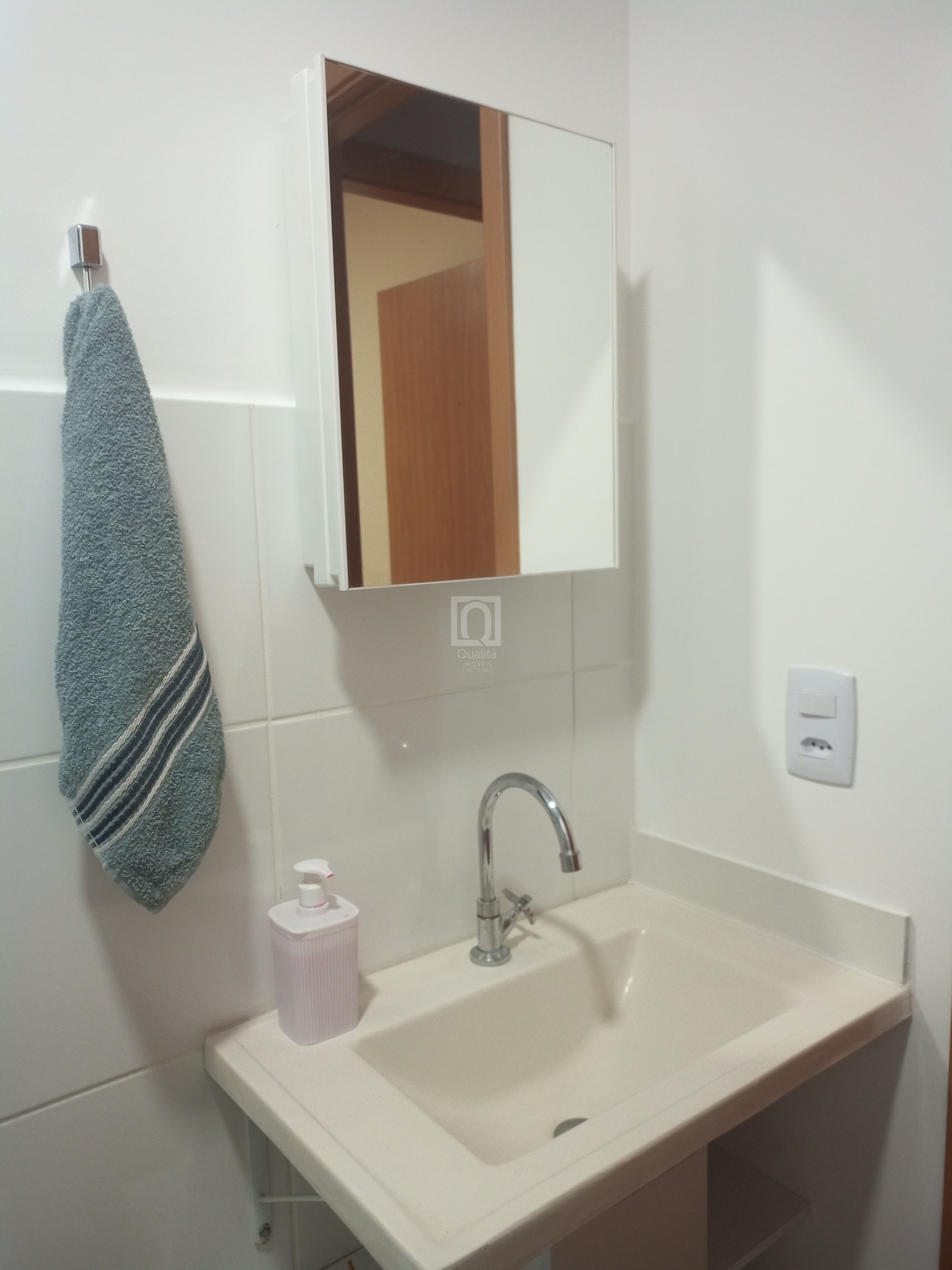 Apartamento à venda com 2 quartos, 40m² - Foto 27