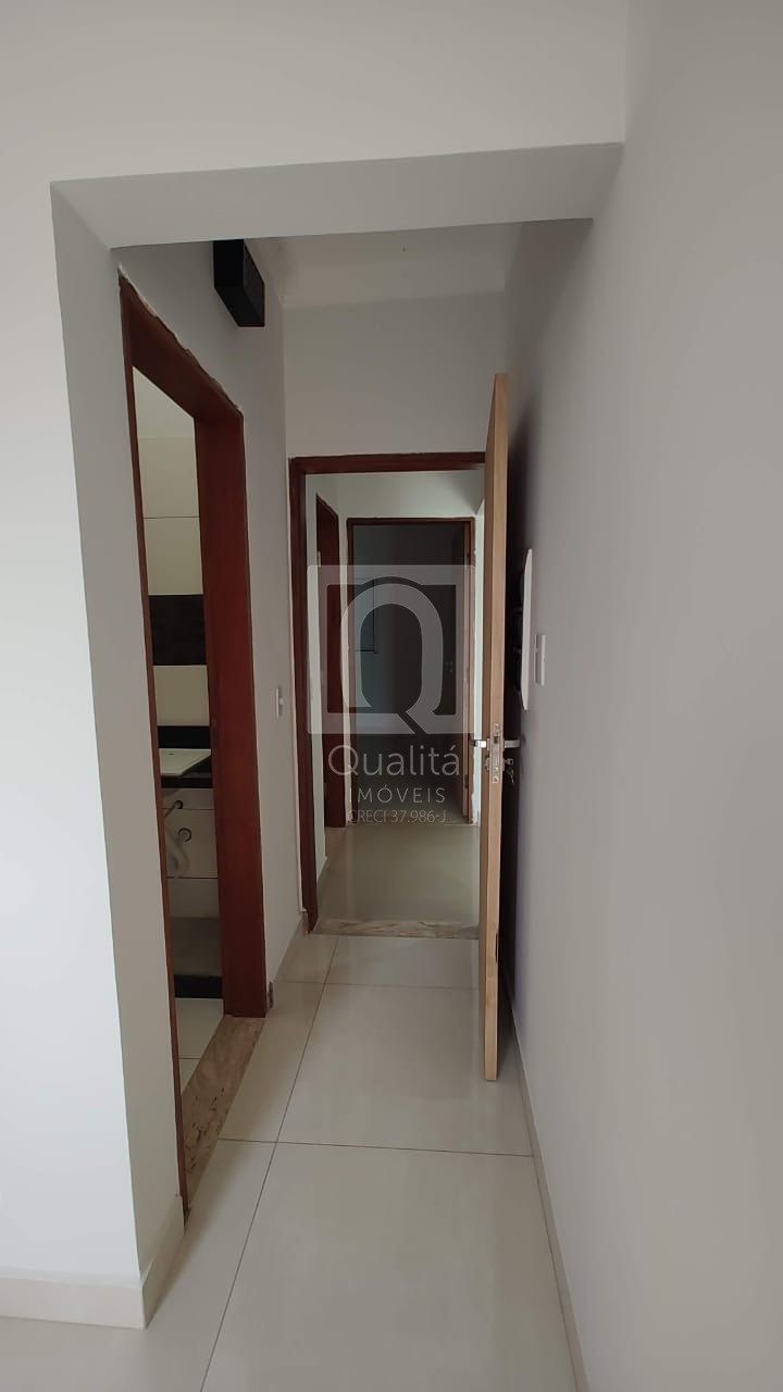 Casa à venda com 2 quartos, 75m² - Foto 13