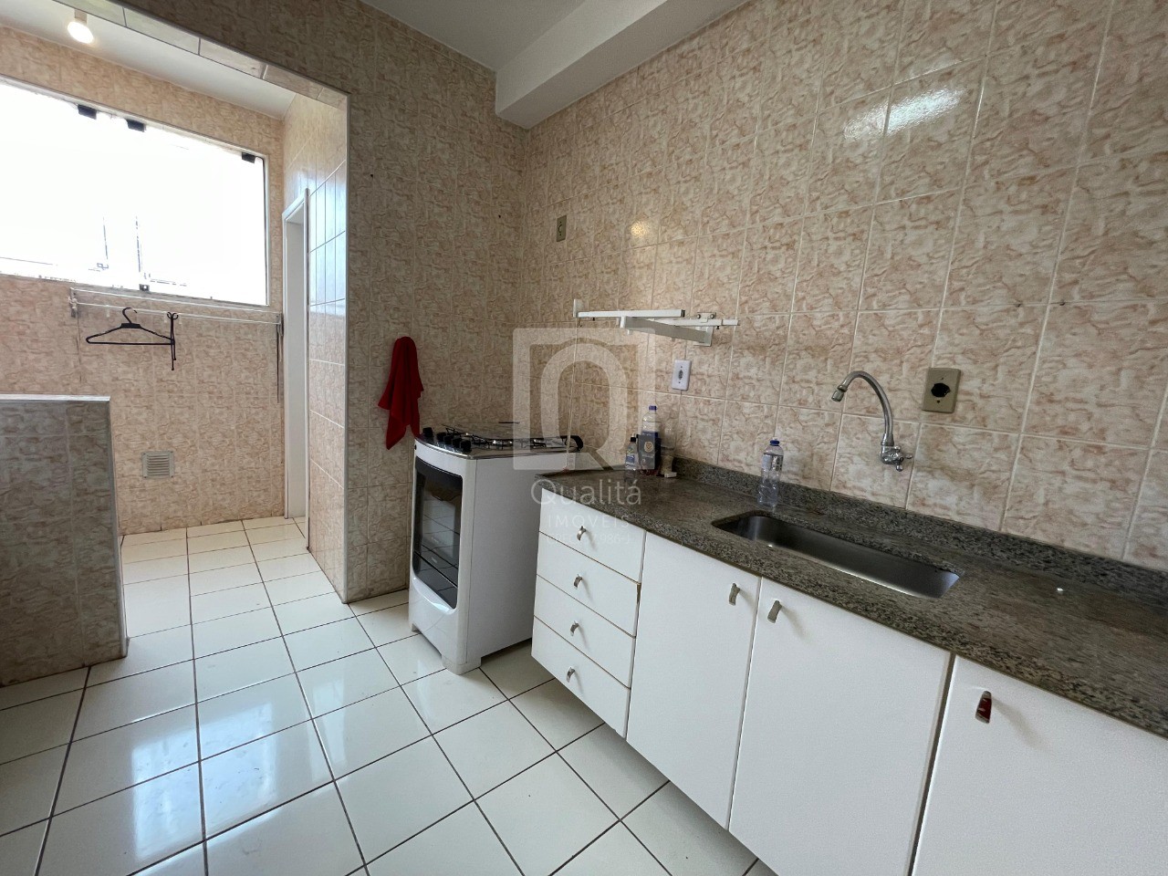 Apartamento à venda com 3 quartos, 98m² - Foto 8