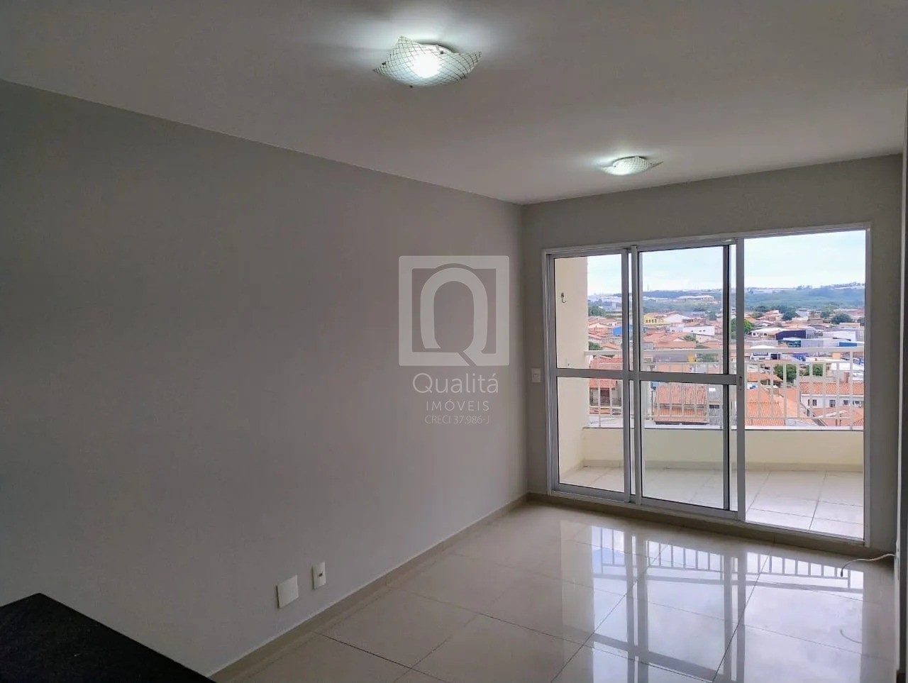 Apartamento à venda com 3 quartos, 51m² - Foto 3