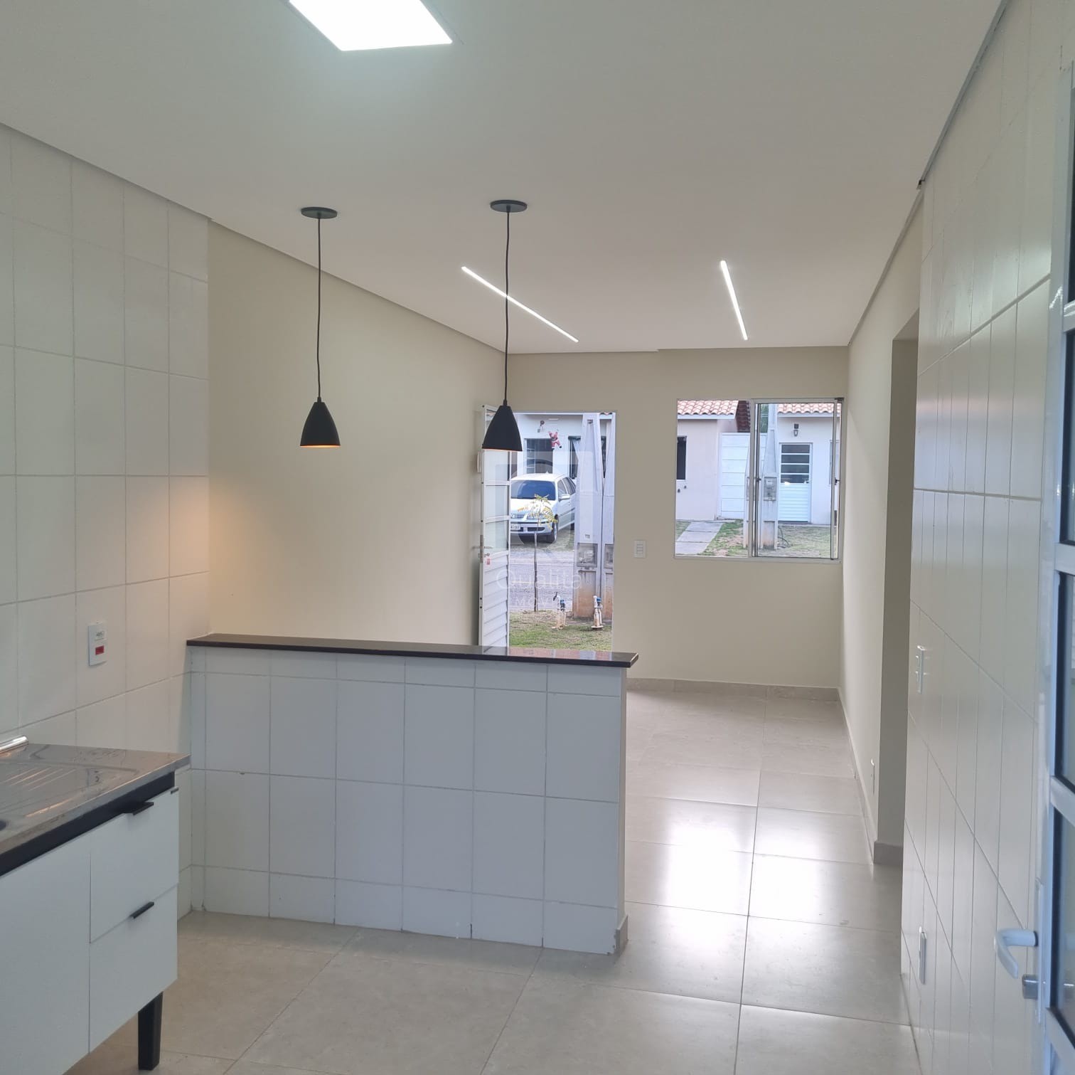 Casa de Condomínio à venda com 2 quartos, 140m² - Foto 2