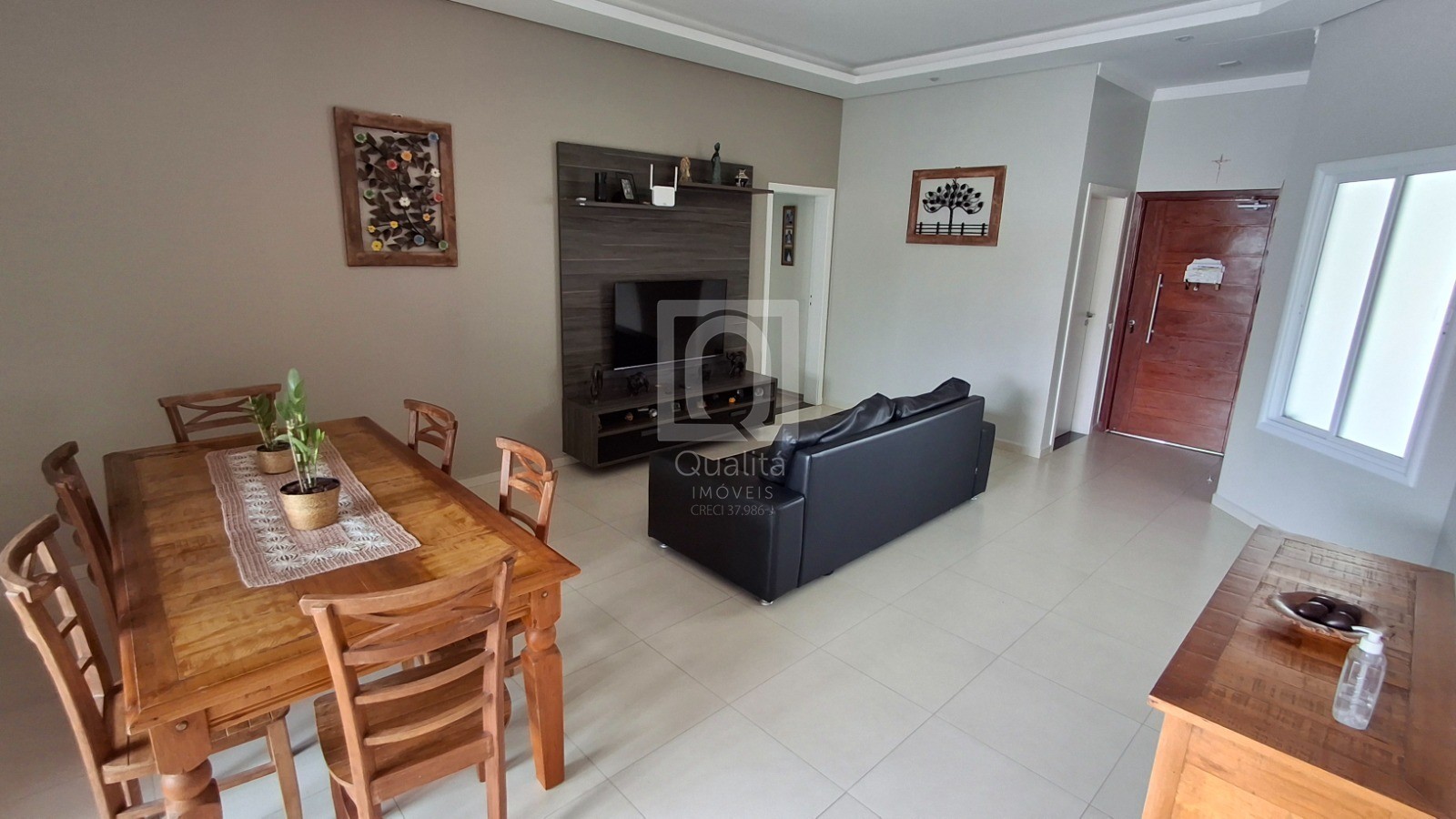 Casa de Condomínio à venda com 3 quartos, 180m² - Foto 2