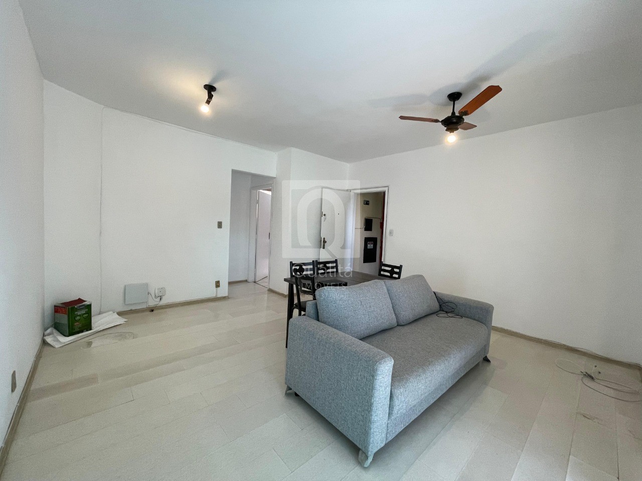 Apartamento à venda com 3 quartos, 98m² - Foto 4