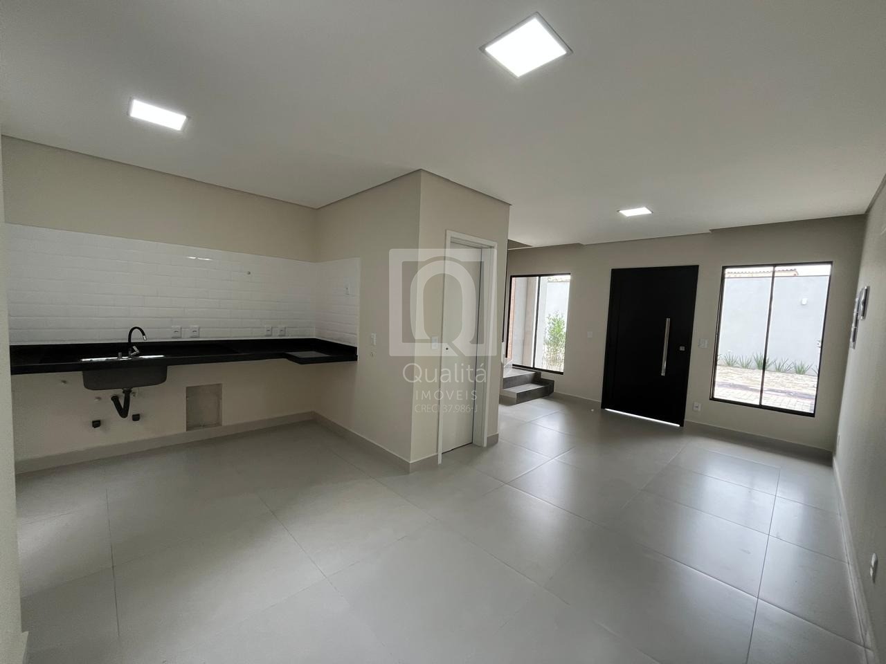 Casa de Condomínio à venda com 3 quartos, 112m² - Foto 1