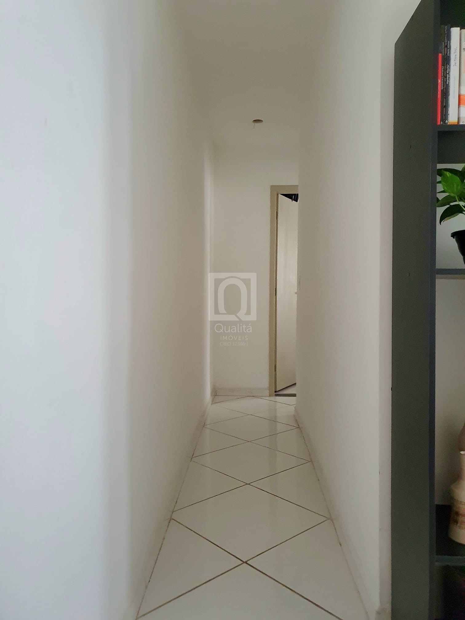 Apartamento à venda com 1 quarto, 39m² - Foto 2