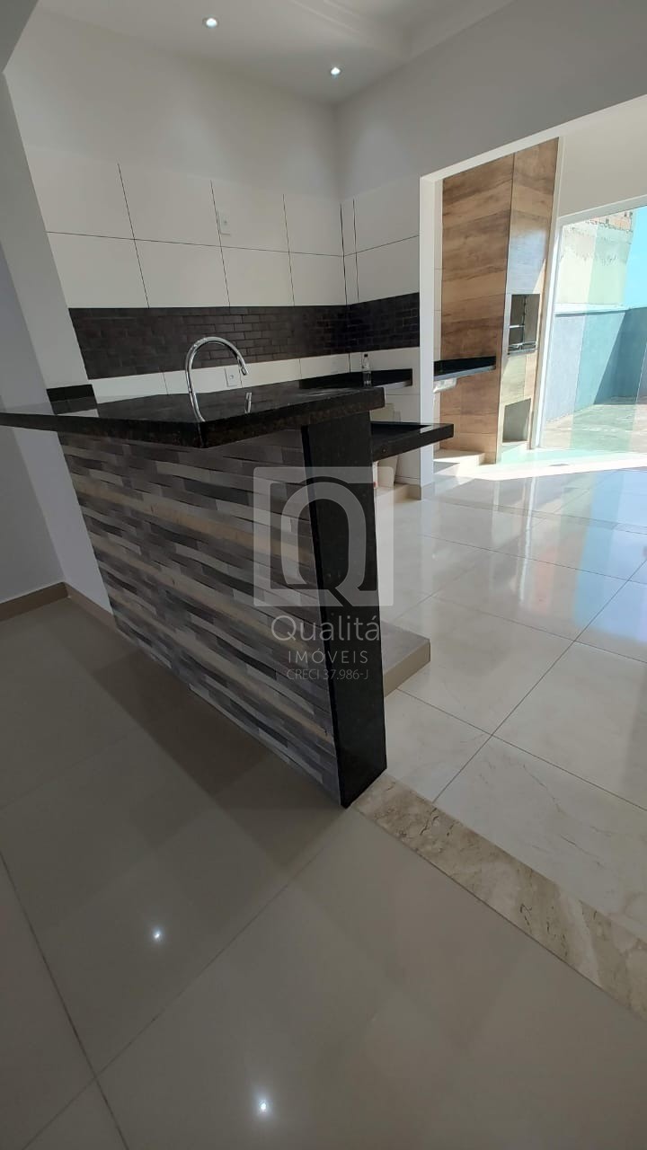 Casa à venda com 2 quartos, 75m² - Foto 5