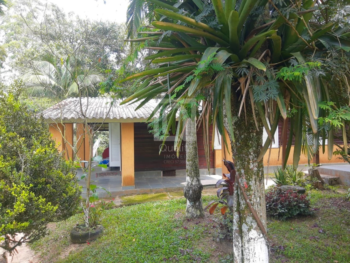 Chácara à venda com 4 quartos, 150m² - Foto 1