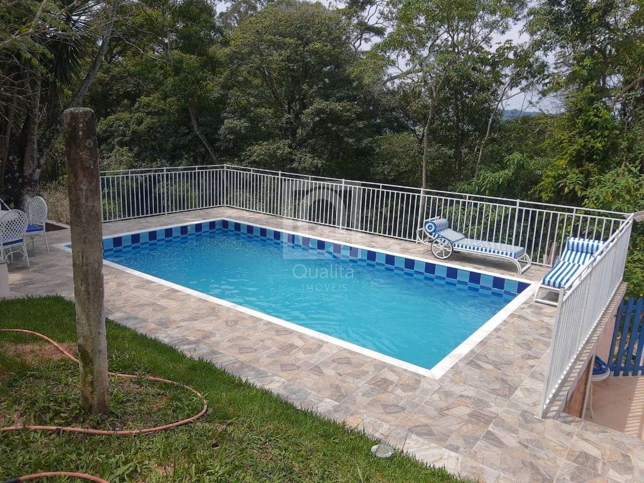 Chácara à venda com 4 quartos, 150m² - Foto 3