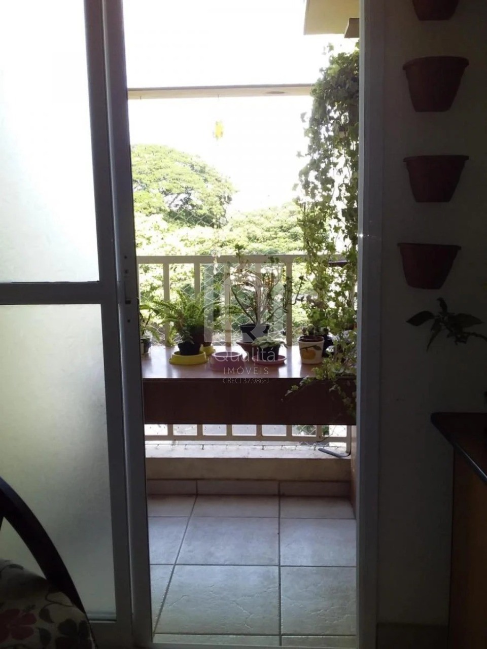 Apartamento à venda com 2 quartos, 62m² - Foto 2