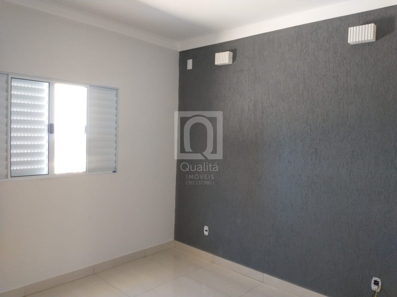 Casa à venda com 2 quartos, 75m² - Foto 17
