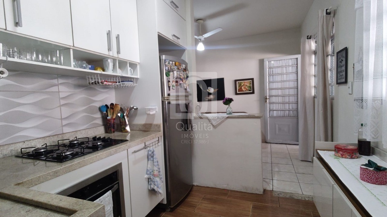Casa à venda com 3 quartos, 150m² - Foto 5