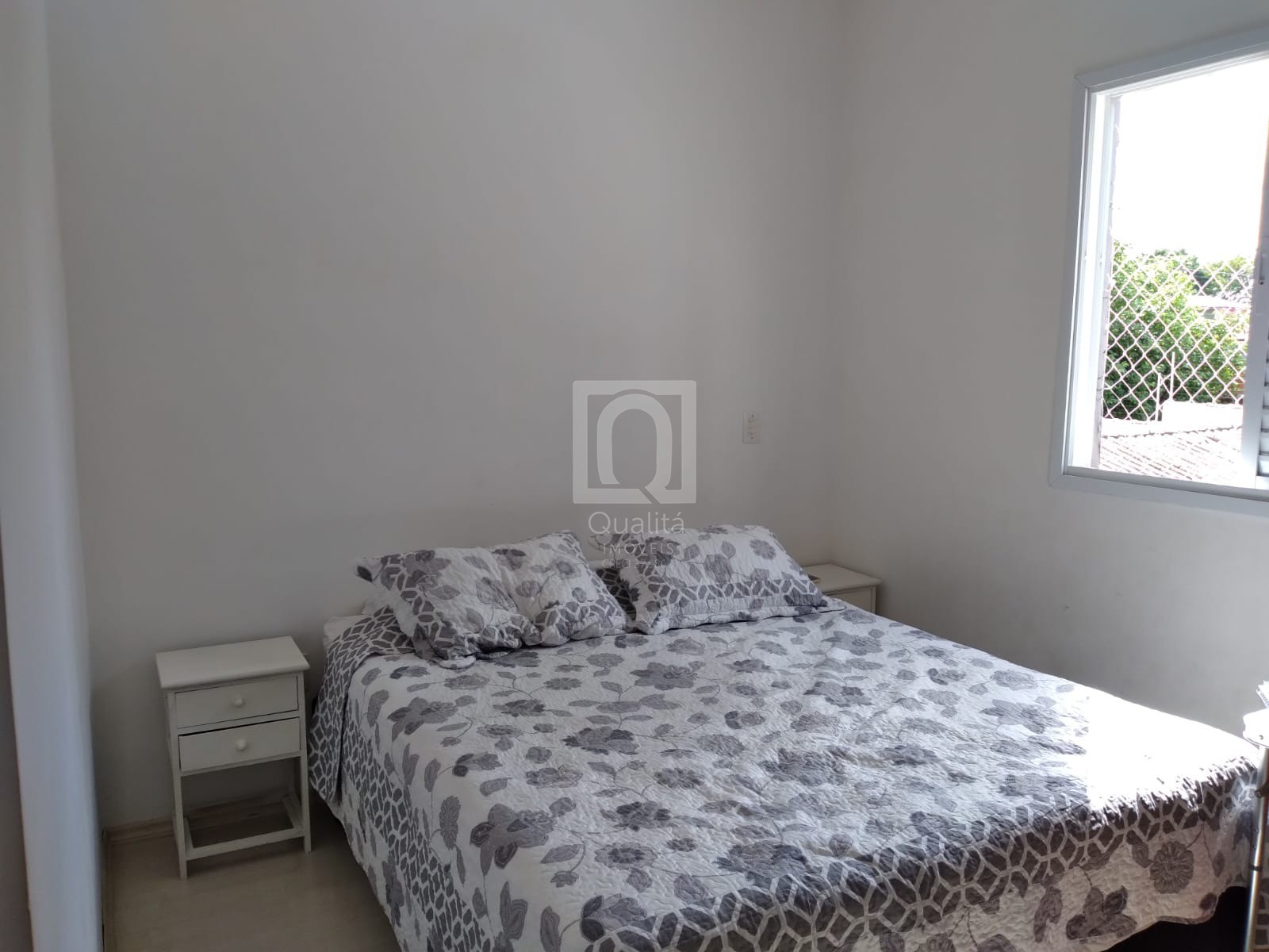 Apartamento à venda com 2 quartos, 65m² - Foto 4