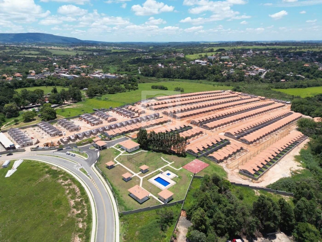 Casa de Condomínio à venda com 2 quartos, 50000m² - Foto 23