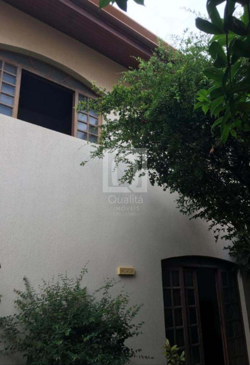 Sobrado à venda com 5 quartos, 250m² - Foto 18