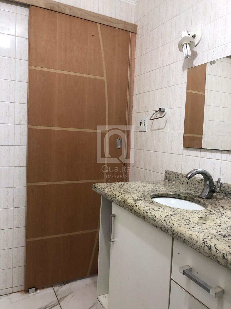 Apartamento à venda com 3 quartos, 113m² - Foto 19