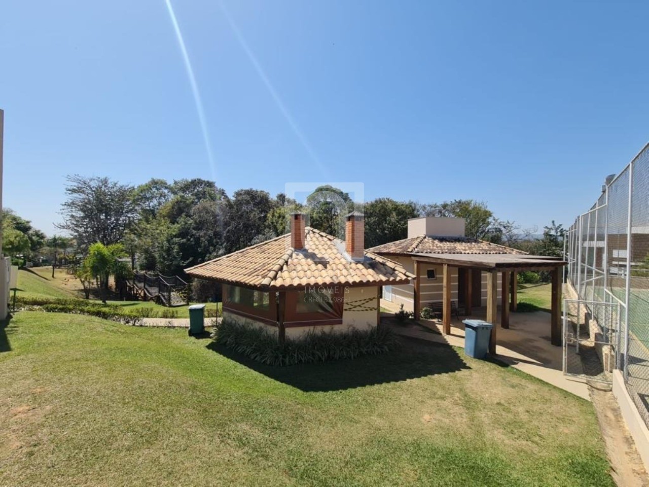 Casa de Condomínio à venda e aluguel com 2 quartos, 213m² - Foto 22