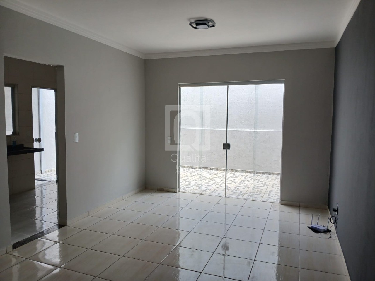 Casa à venda com 3 quartos, 150m² - Foto 1