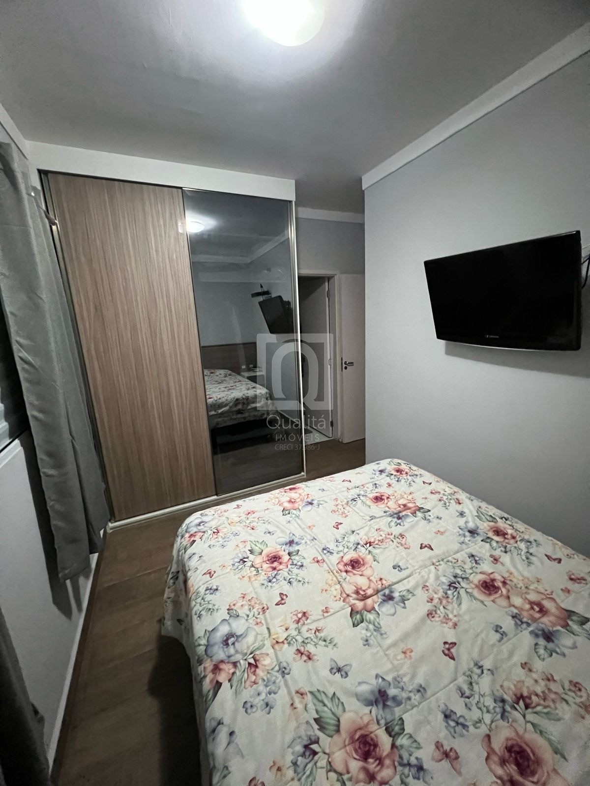 Apartamento à venda com 2 quartos, 65m² - Foto 8