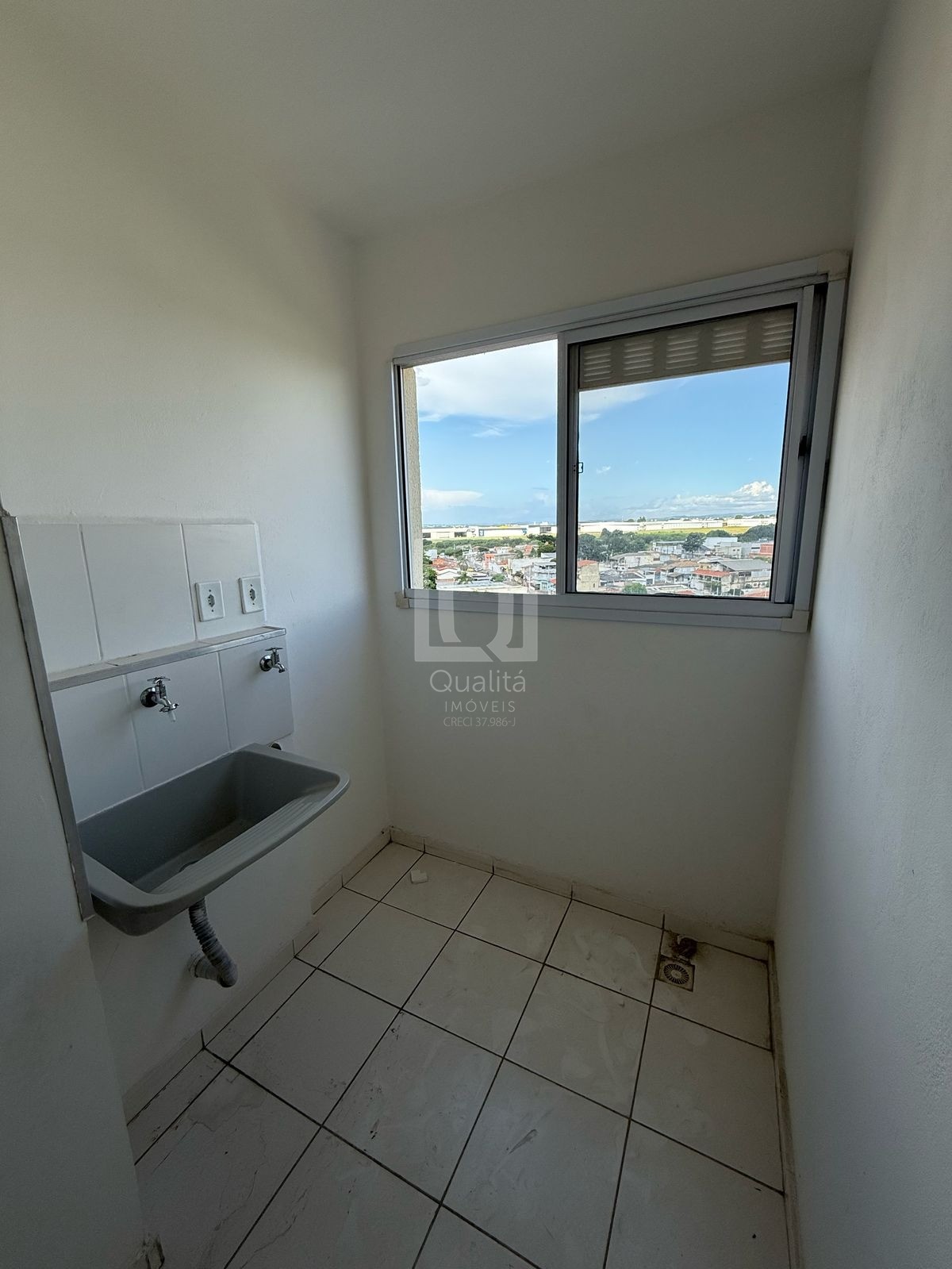 Apartamento à venda com 1 quarto, 30m² - Foto 3