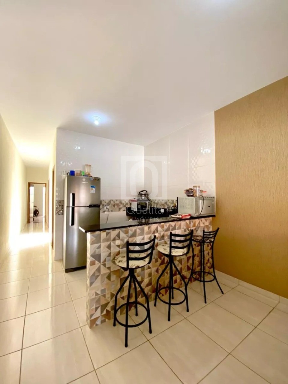 Casa à venda com 2 quartos, 48m² - Foto 2