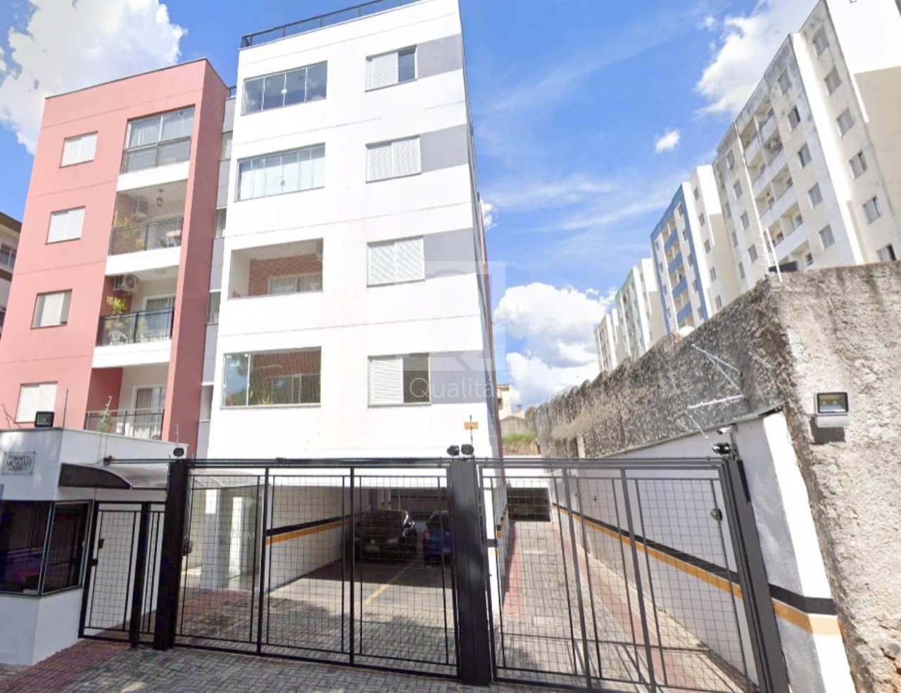 Apartamento à venda com 2 quartos, 65m² - Foto 11