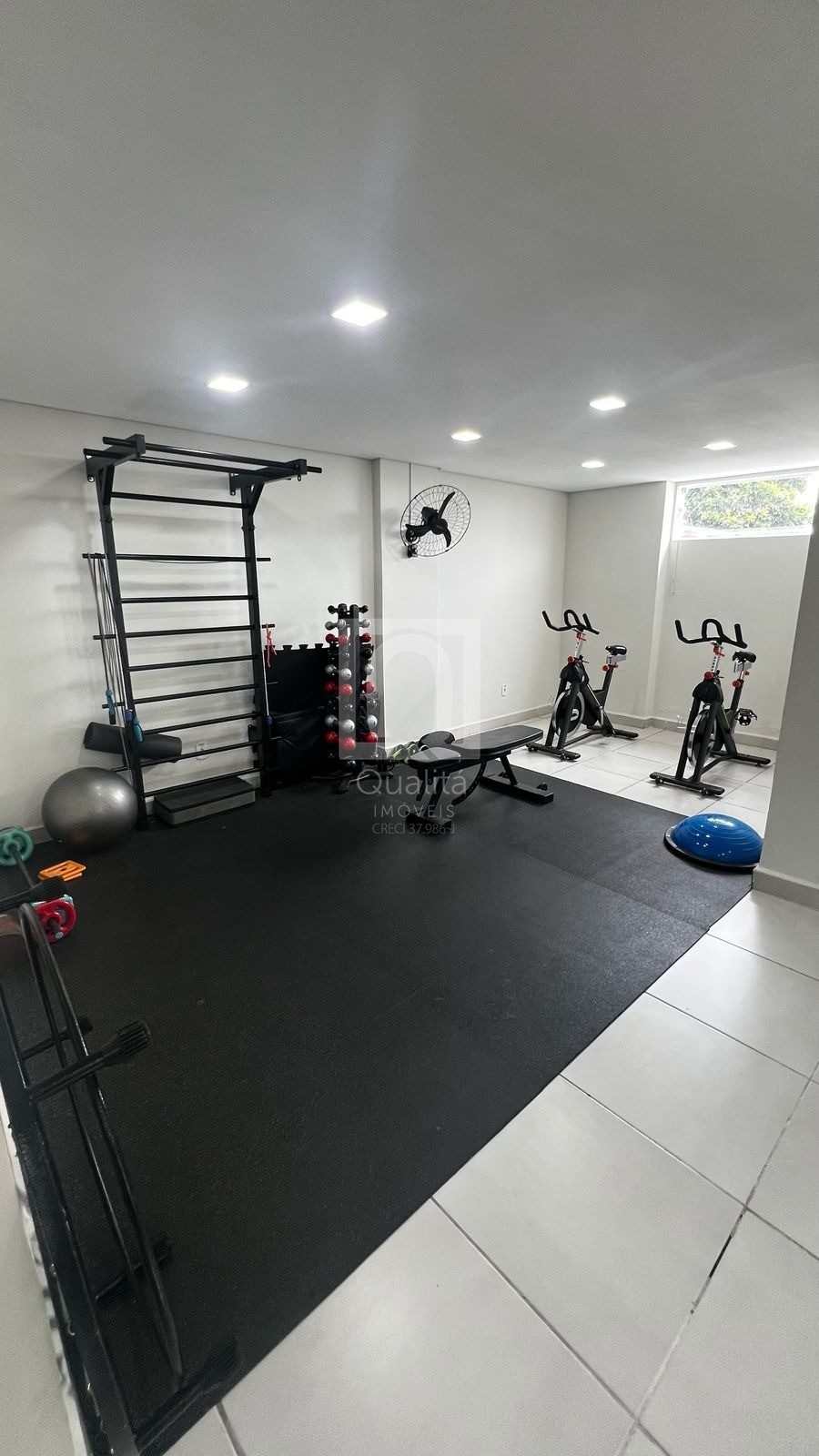 Apartamento à venda com 2 quartos, 65m² - Foto 16
