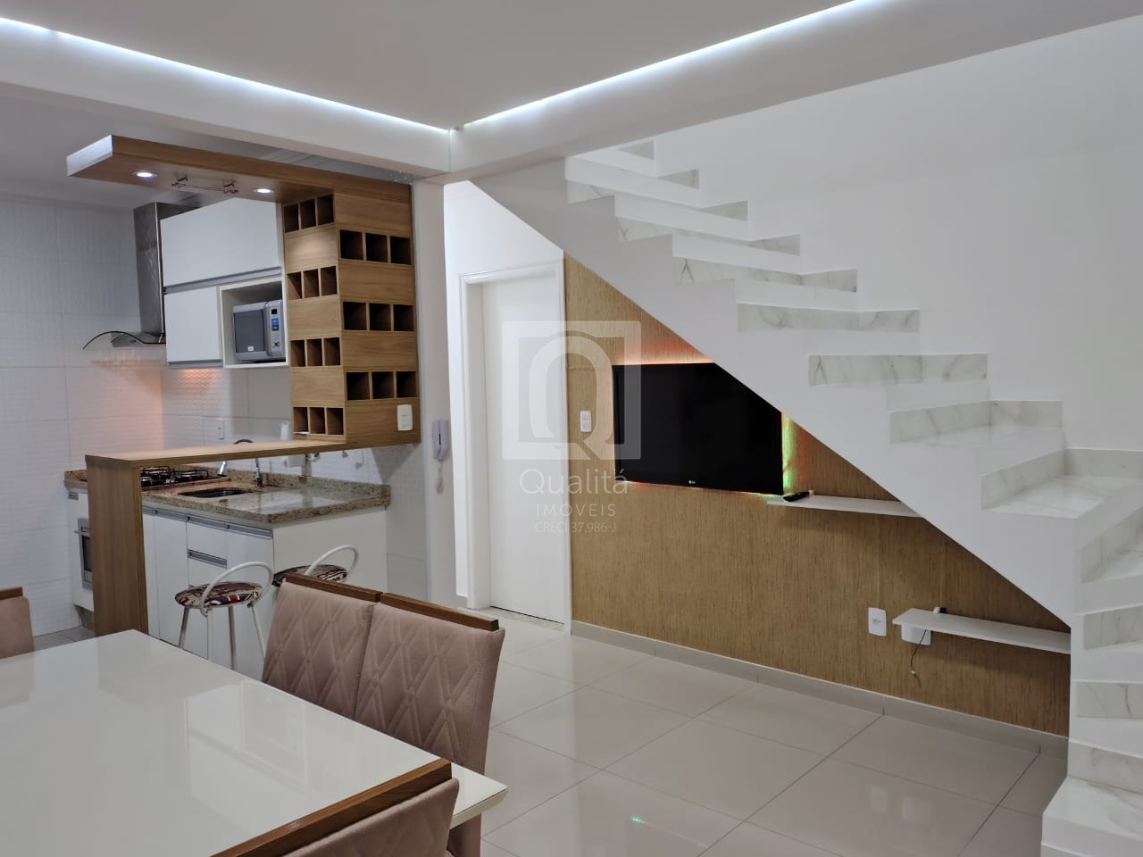 Cobertura à venda com 3 quartos, 110m² - Foto 1