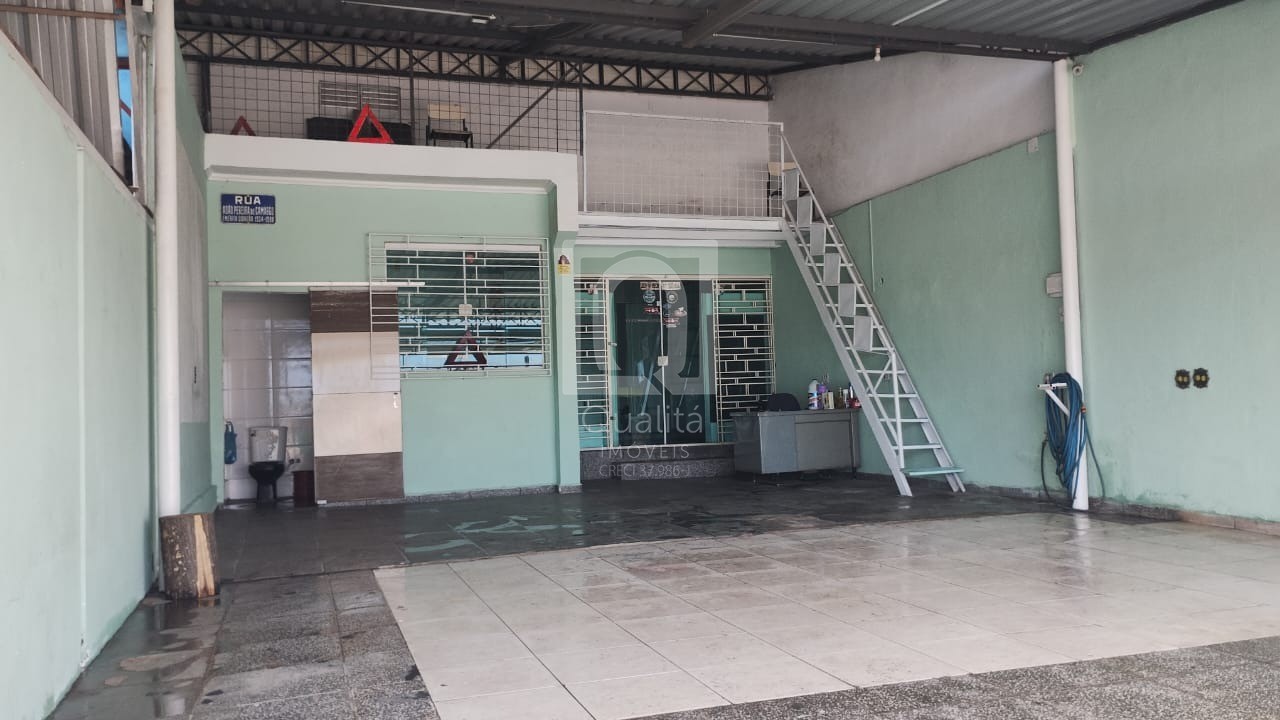Prédio Inteiro à venda com 2 quartos, 300m² - Foto 1