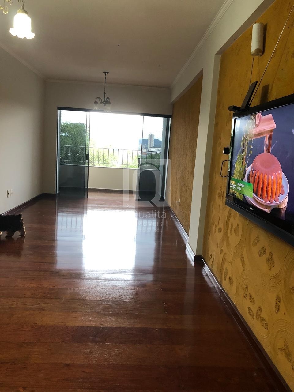 Apartamento à venda com 3 quartos, 113m² - Foto 1