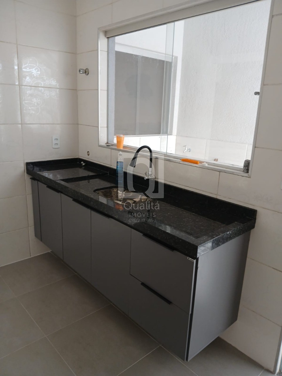 Casa à venda com 3 quartos, 150m² - Foto 4
