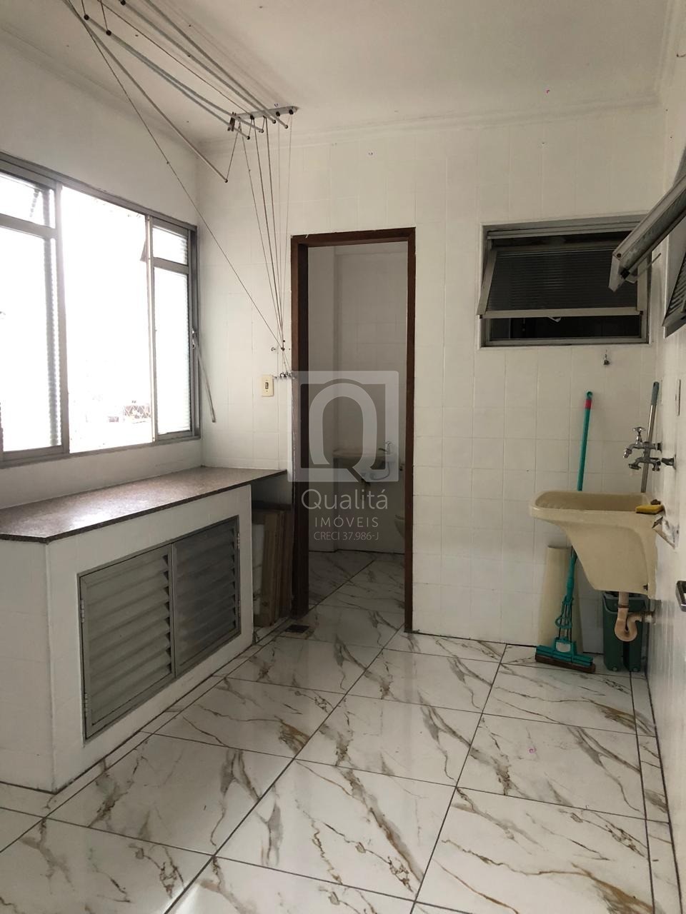 Apartamento à venda com 3 quartos, 113m² - Foto 9