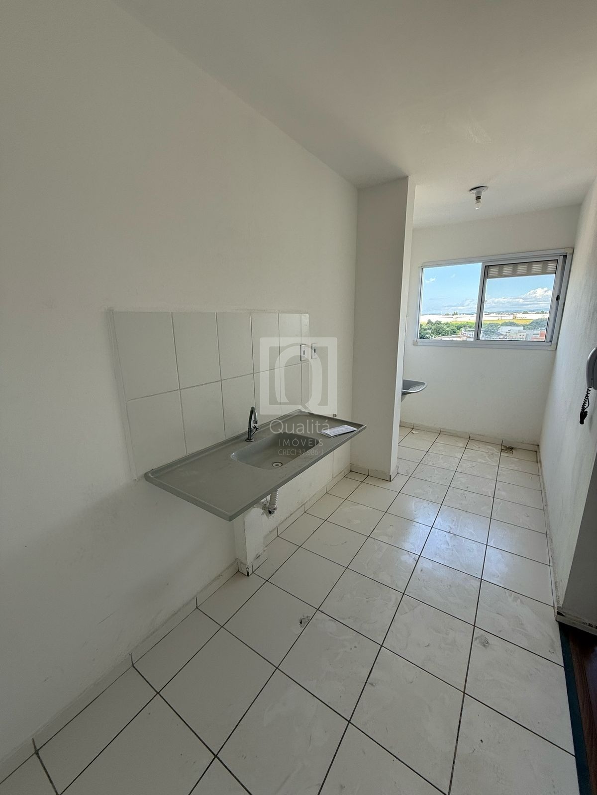 Apartamento à venda com 1 quarto, 30m² - Foto 2